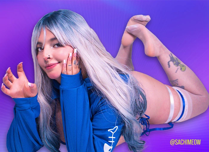 What is a teen (18+) Cam Girl?