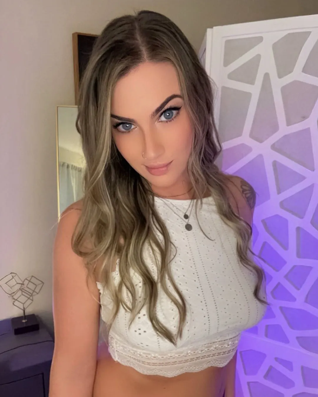 AddisonGreyxo