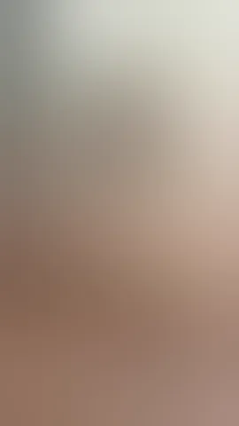 The model likes to masturbate her open, juicy, wet ass and toys