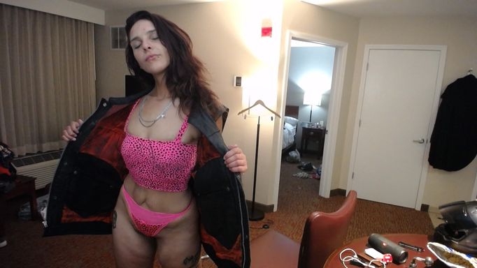 DaniDebauchery