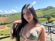 LauraSquirterr
