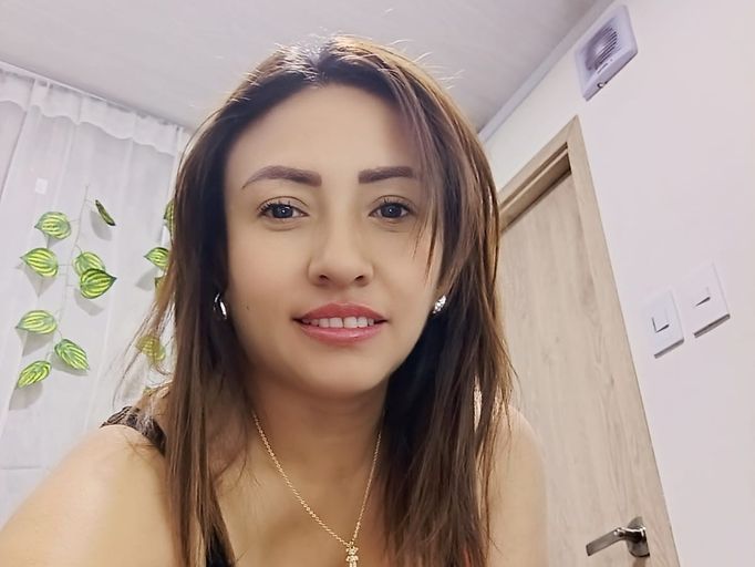 amberjamescm