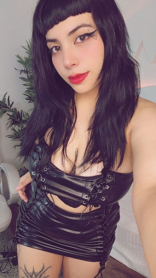 Emily_santoss