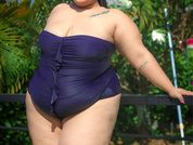 Maya_curvy