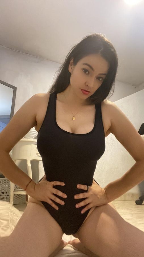 Bella_Moss