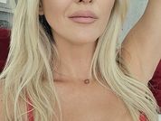 OliviaTina