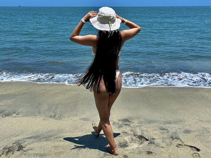 Adhara_gil19