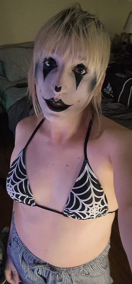 Faye_Rose