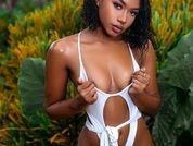 Saraa_Gomez