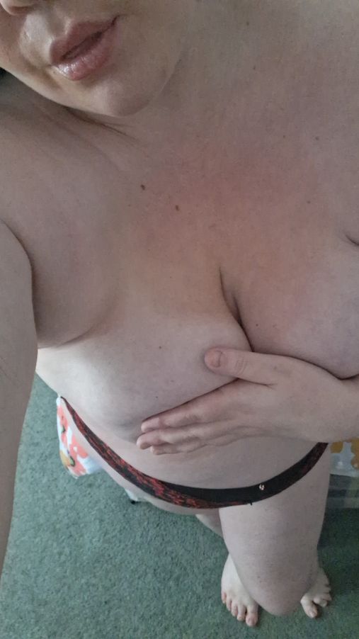NaughtyNinaXX