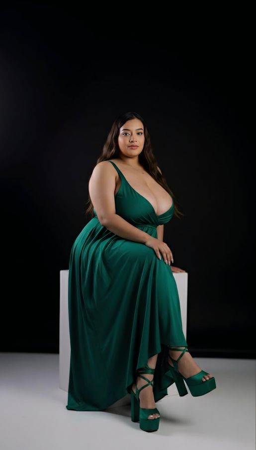 MollyBigBoobsx