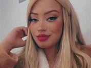 ValeriaFox18