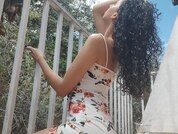 CurlyBloom