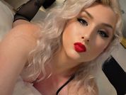 MadameBlonde