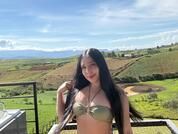LauraSquirterr