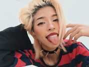 TinaRoberts19