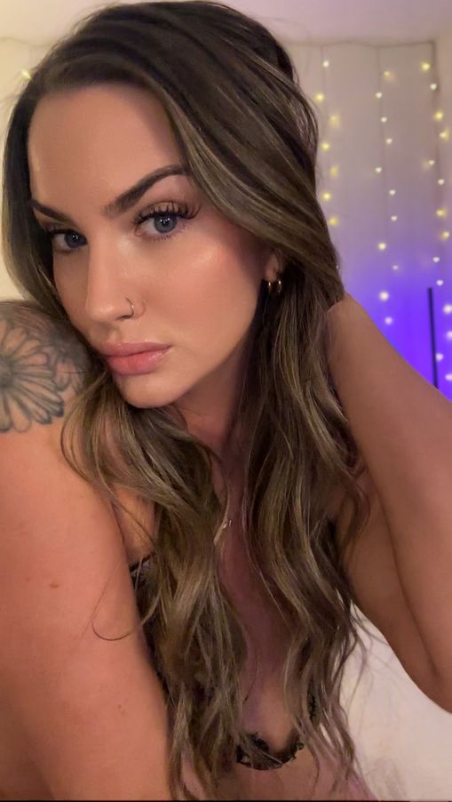 AddisonGreyxo