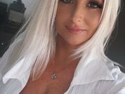 xNaughty_Nyomi