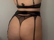 CurvyyGirllEleanorr