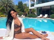 Mary_Tia