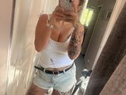 TattedBrat26