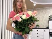 Anika18