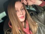 Anika18