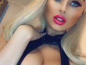BlondieBarbieBabe