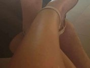 Elly49