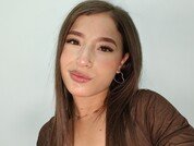Emma_Leony