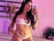 JuliAshton