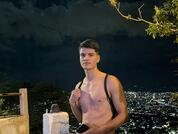 LeoTease