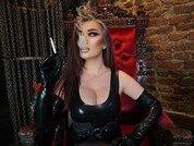 MiaBlackXO
