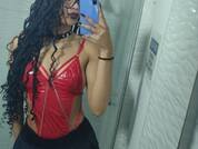 Mia_Gates