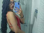 Mia_Gates