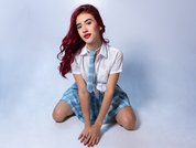 Mia_York