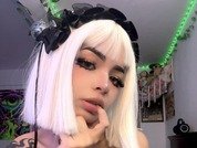 Molly_Crystal_Pv