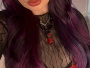 PrettyPeachxo