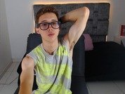 SkinnyBigcock20