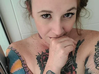 akayiasubly's profile picture – Girl on Jerkmate