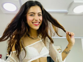 alimontoya's profile picture – Girl on Jerkmate