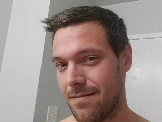angrycanadian's profile picture – Girl on Jerkmate