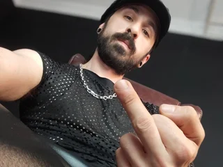 axelcolton's profile picture – Girl on Jerkmate