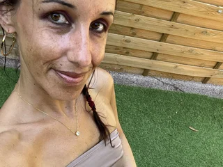 bamby83's profile picture – Girl on Jerkmate