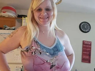 blondbombxx's profile picture – Girl on Jerkmate