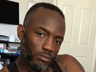 blubrady's profile picture – Girl on Jerkmate