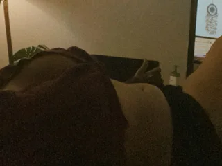 Bustyhoneyyyy profile