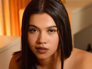 ClaraSoler's chat room