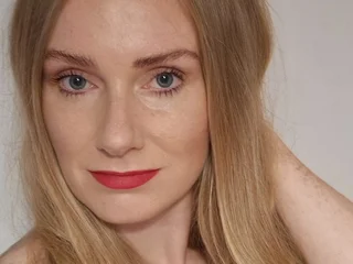Emily_red_uk profile