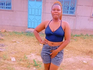 emmyxt90's profile picture – Girl on Jerkmate